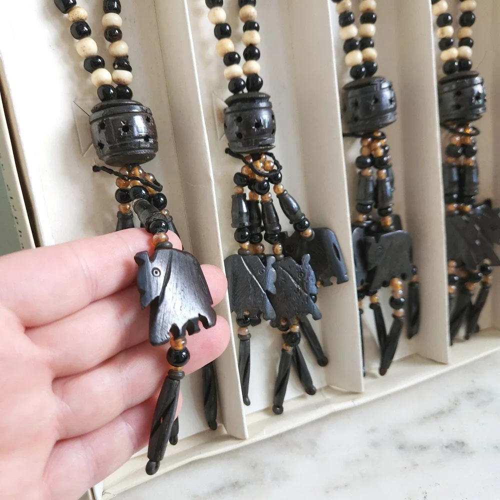 Vintage Pier 1 Imports Hand Carved Elephant Napkin Rings Set of 4 Black Beaded